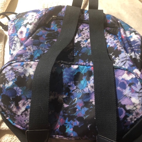 Kipling backpack - Picture 3 of 4